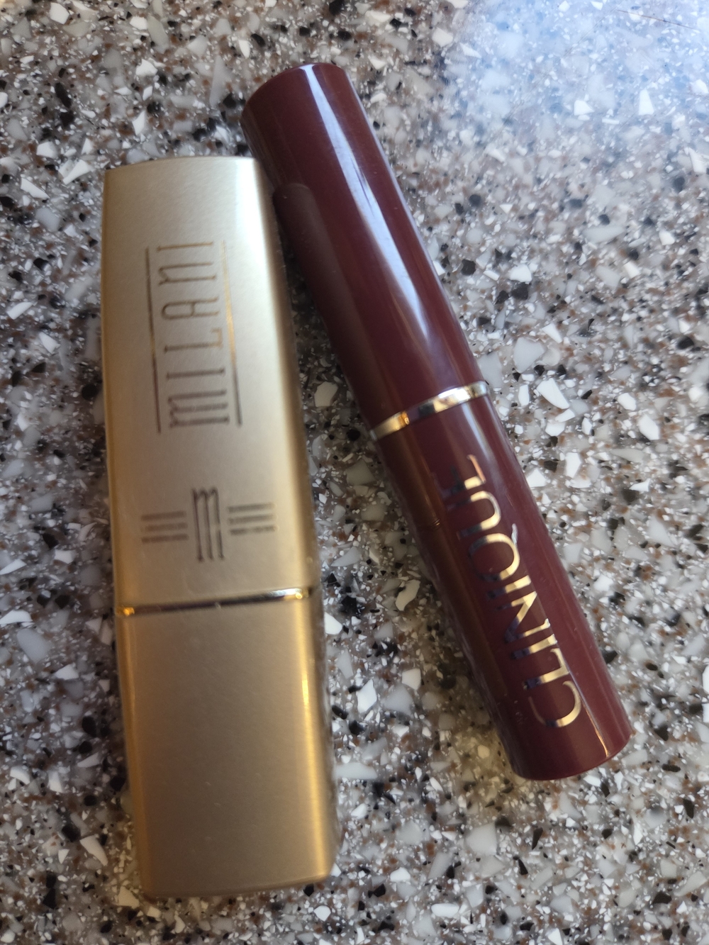 New Makeup Bundle - Picture 3 of 6